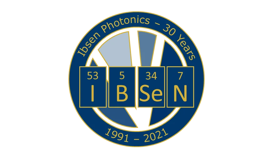 30 years pin_transparent