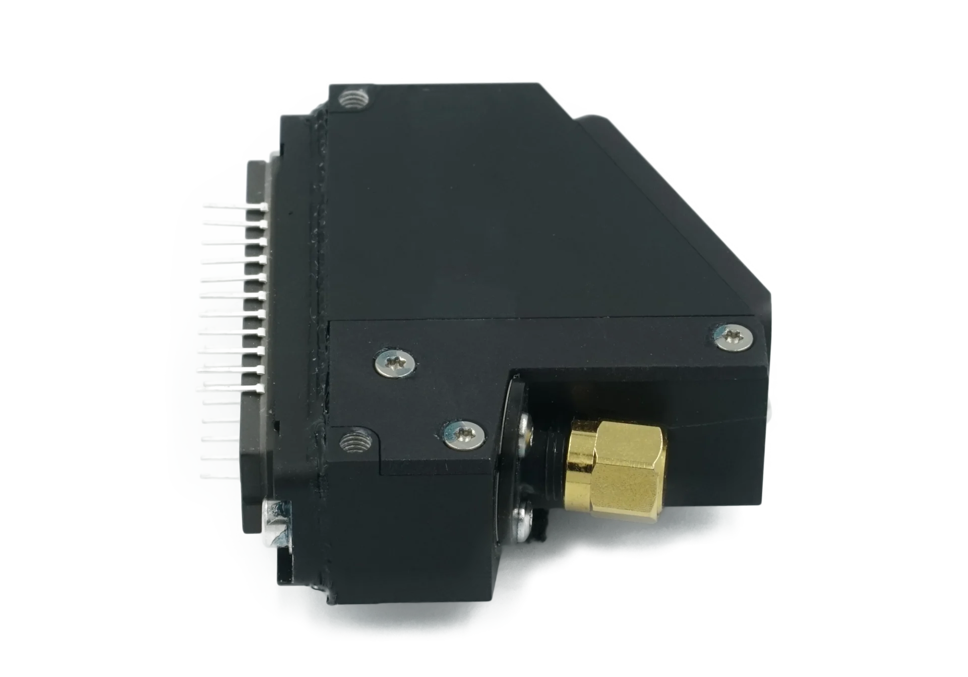 Broadband spectrometer
